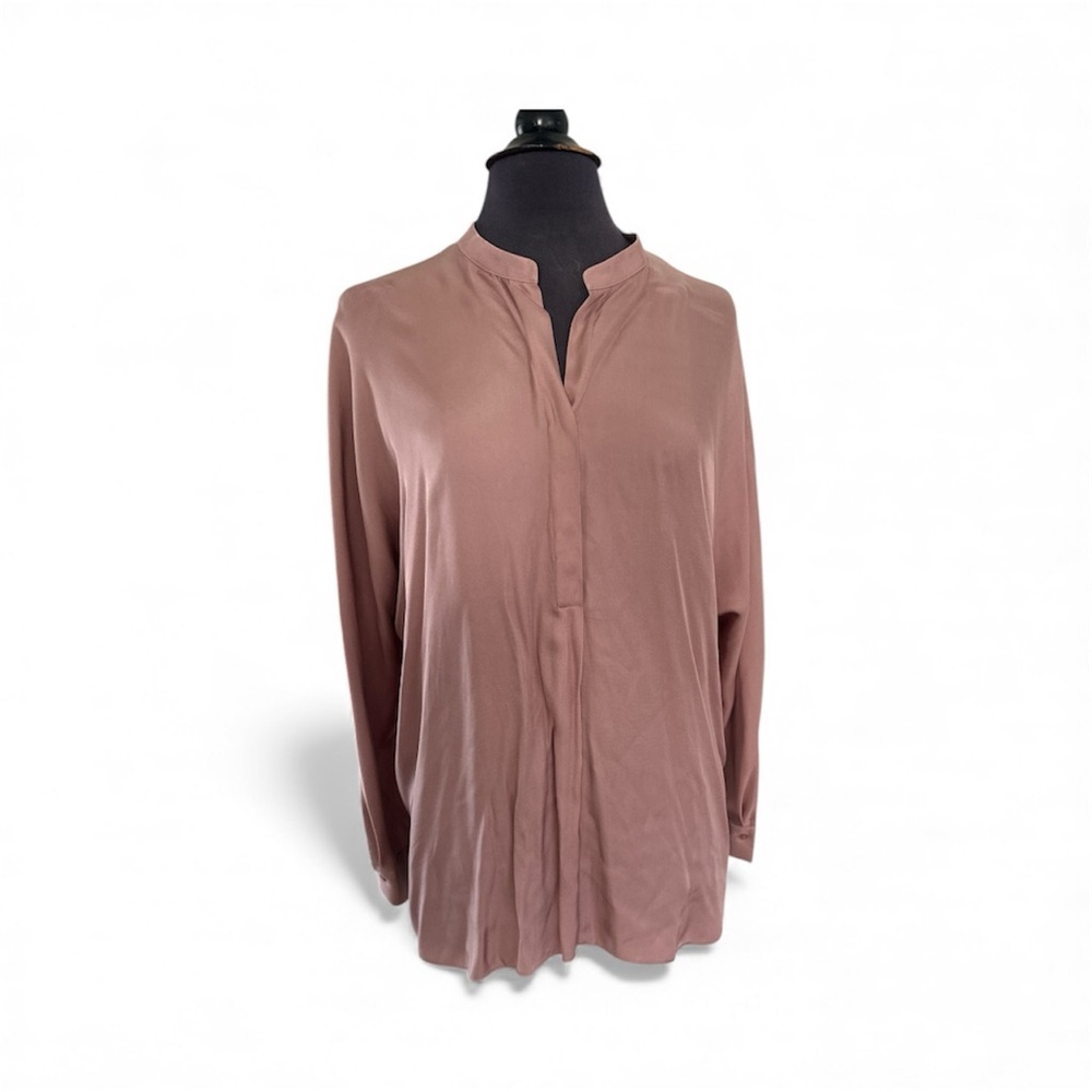Vince Silk Blend band-collar long-sleeve blouse in pink Size L